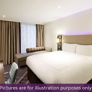 azimut.vienna-besthotels.com/