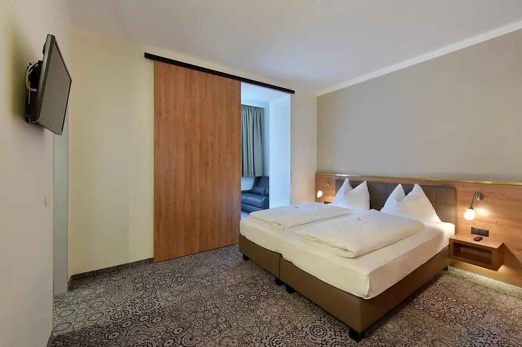 ***  Hotel Zach Innsbruck Austria
